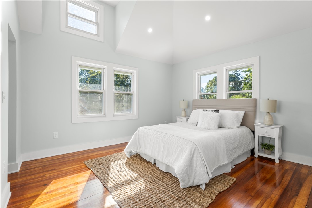 28 Manchester Street Warwick, RI 02888 - Photo 11 of 36