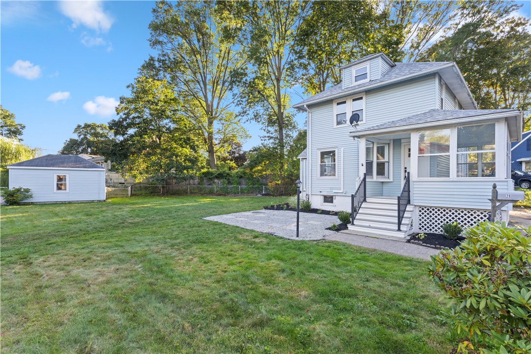 28 Manchester Street Warwick, RI 02888 - Photo 26 of 36