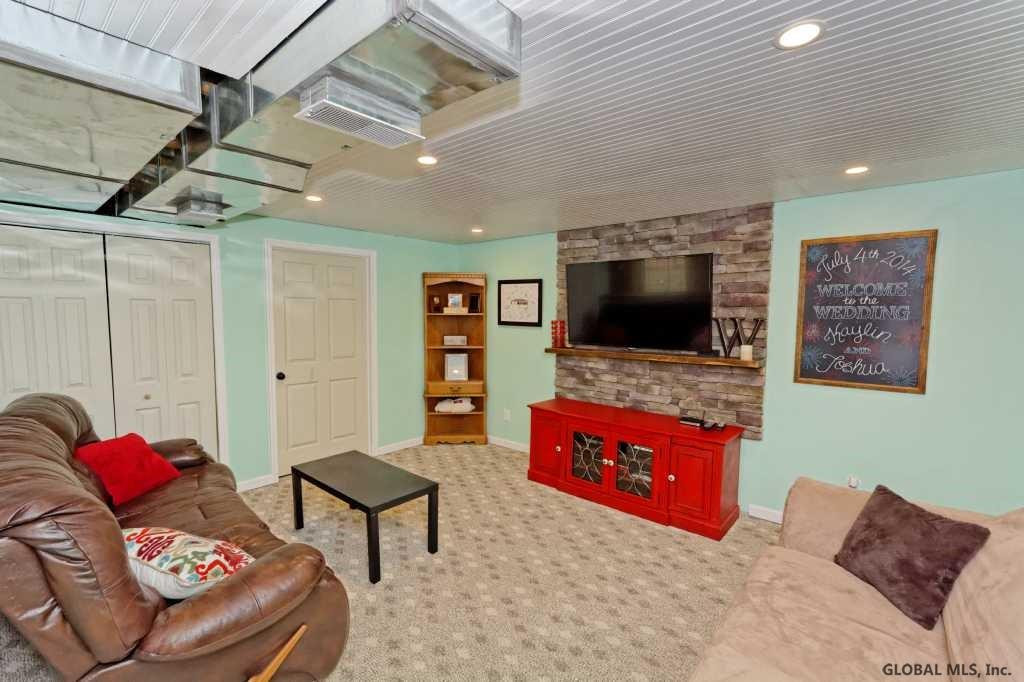 41 Stock Lane Rensselaer, NY 12144 - Photo 18 of 25 Photo 18