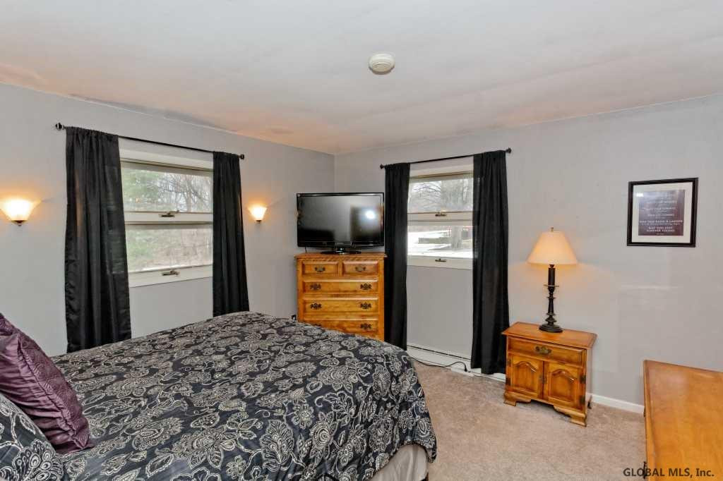 41 Stock Lane Rensselaer, NY 12144 - Photo 10 of 25 Photo 10