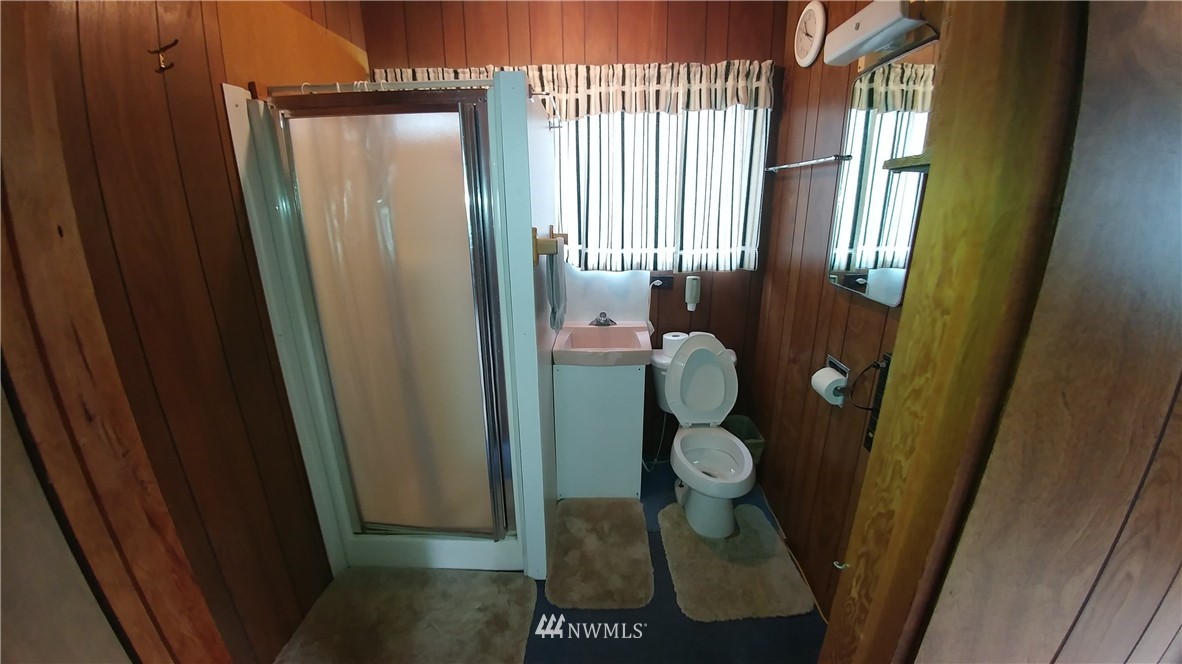 2615 R Street Southeast Auburn, WA 98002 - Photo 14 of 17 Gallery Image 14