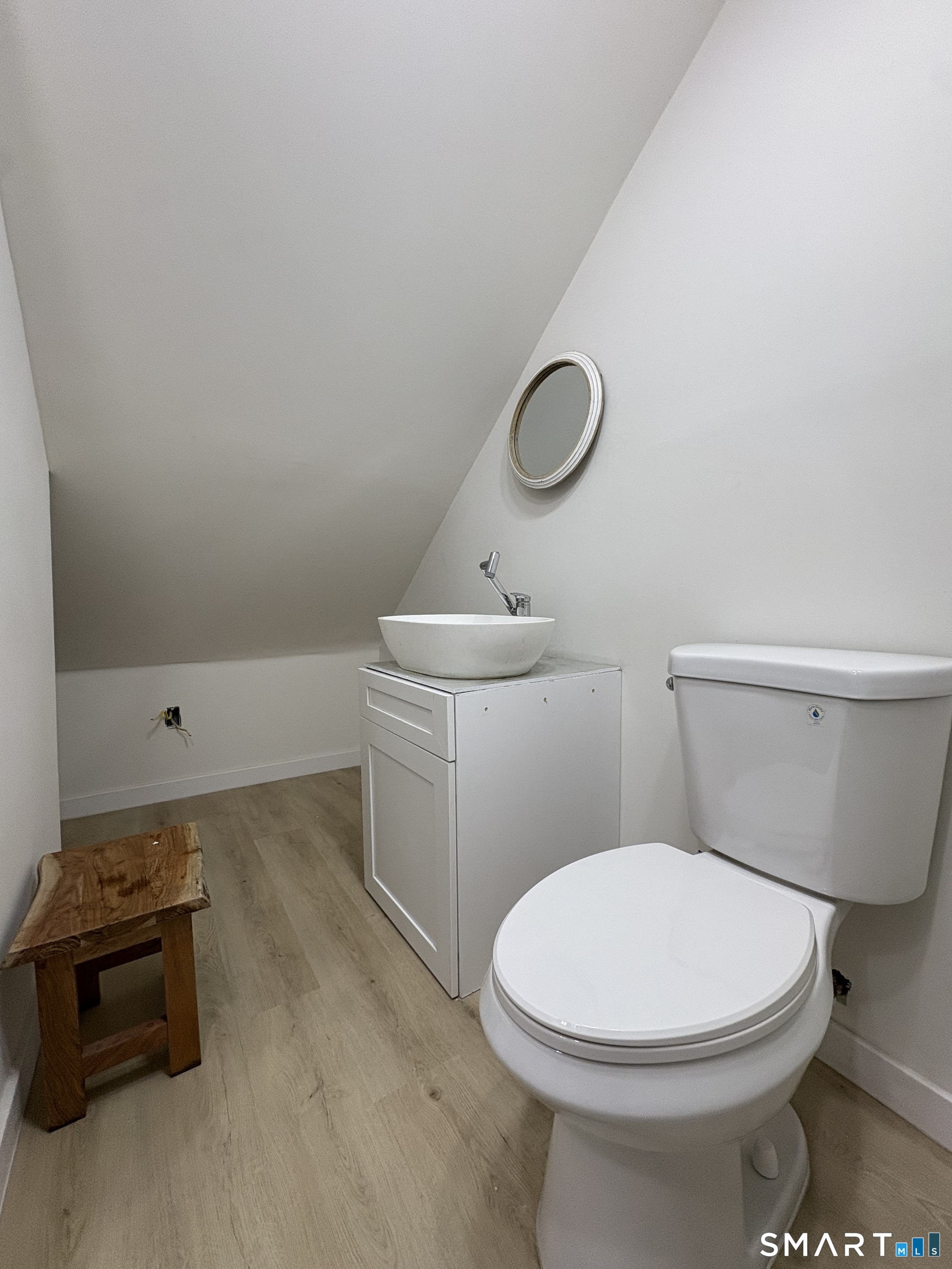 1787 Stratfield Road, Unit B Fairfield, CT 06825 - Photo 12 of 28