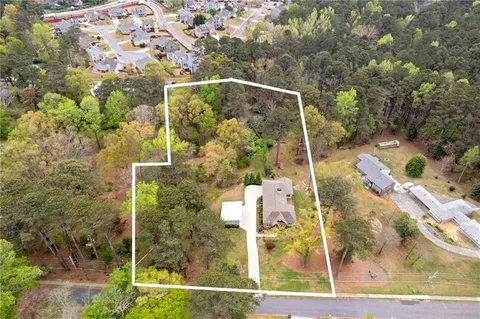 $1,100,000 | 4831 Lakewood Drive, Acworth, GA 30101