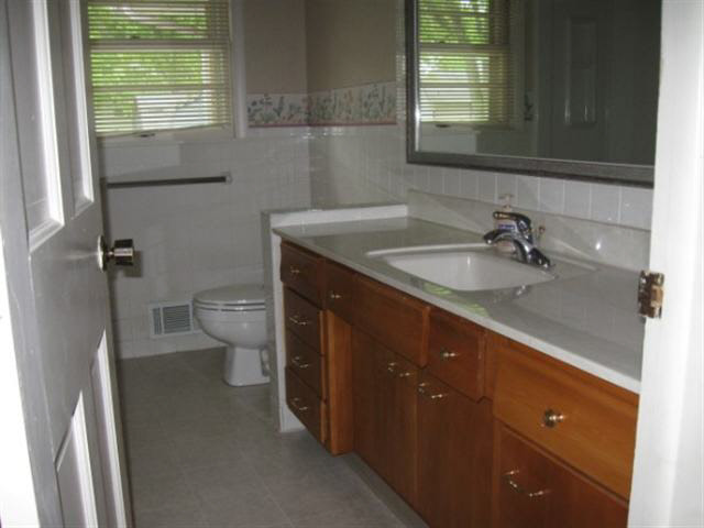 1209 North Ridge Road Muncie, IN 47304 - Photo 8 of 9