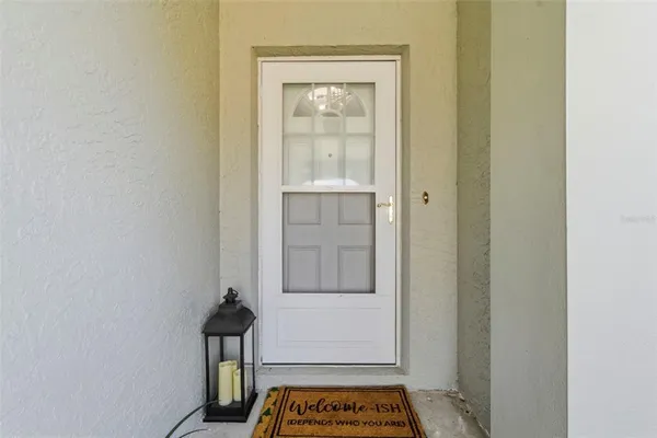 $2,100 | 9108 Tournament Drive, Hudson, FL 34667