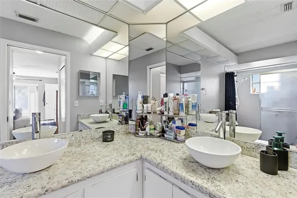 $2,100 | 9108 Tournament Drive, Hudson, FL 34667