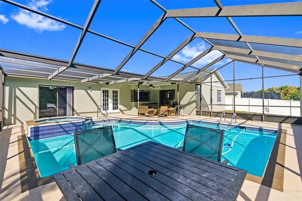 $2,100 | 9108 Tournament Drive, Hudson, FL 34667