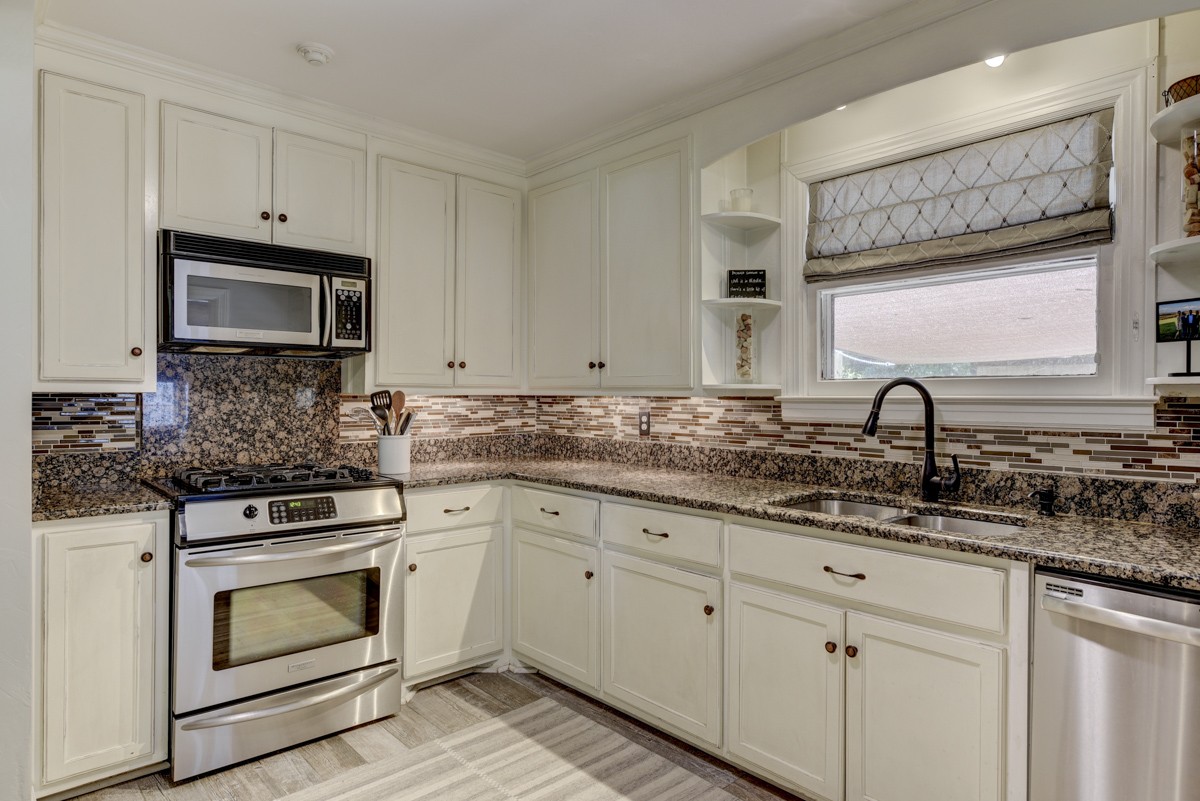 489 Hogan Road Nashville, TN 37220 - Photo 12 of 40 Gallery Image 12