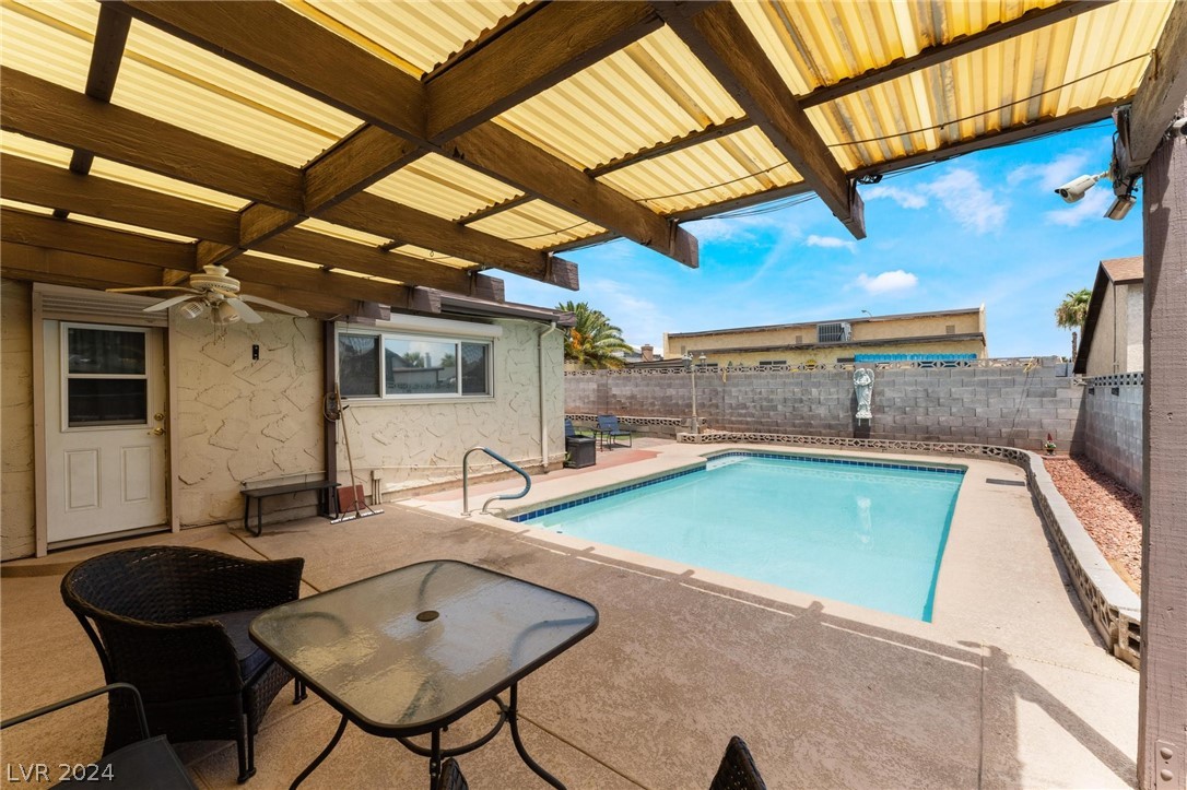 4516 McMillan Road Las Vegas, NV 89121 - Photo 29 of 39