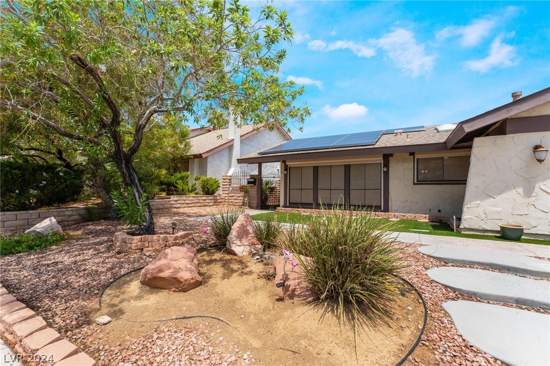 4516 McMillan Road Las Vegas, NV 89121 - Photo 3 of 39