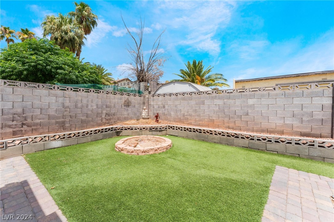 4516 McMillan Road Las Vegas, NV 89121 - Photo 37 of 39