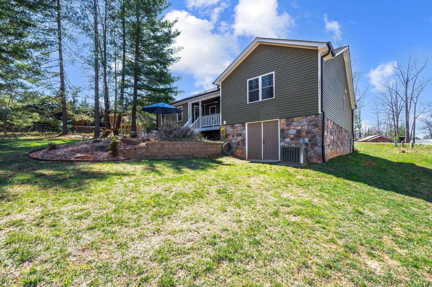 1257 Willow Oak Drive Forest, VA 24551 - Photo 20 of 66