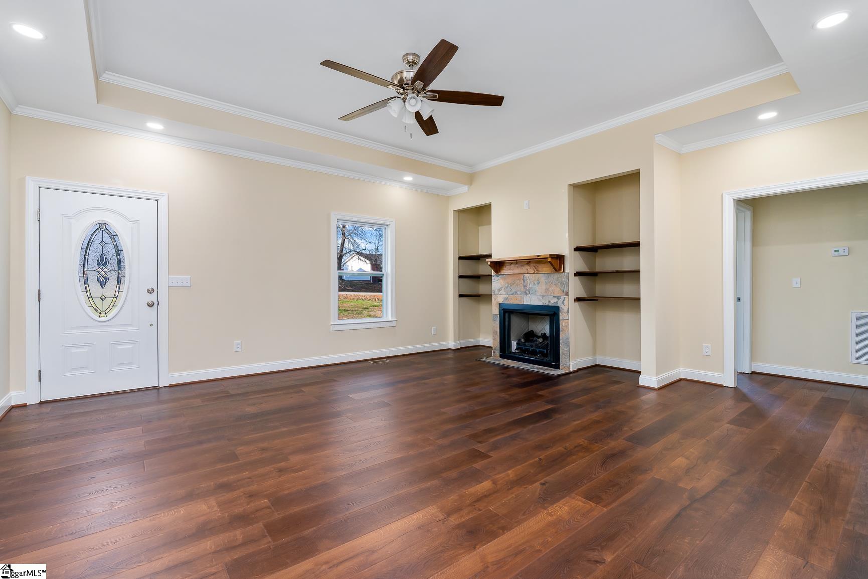 810 Hellams Street Fountain Inn, SC 29644 - Photo 9 of 27 Gallery Image 9