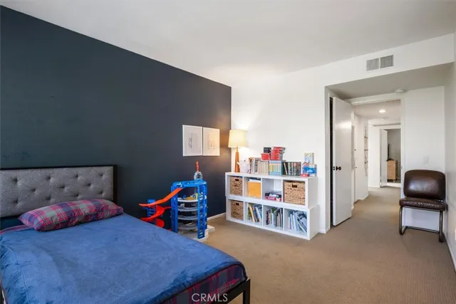 $969,000 | 4185 Colfax Avenue, Unit D, Studio City, CA 91604