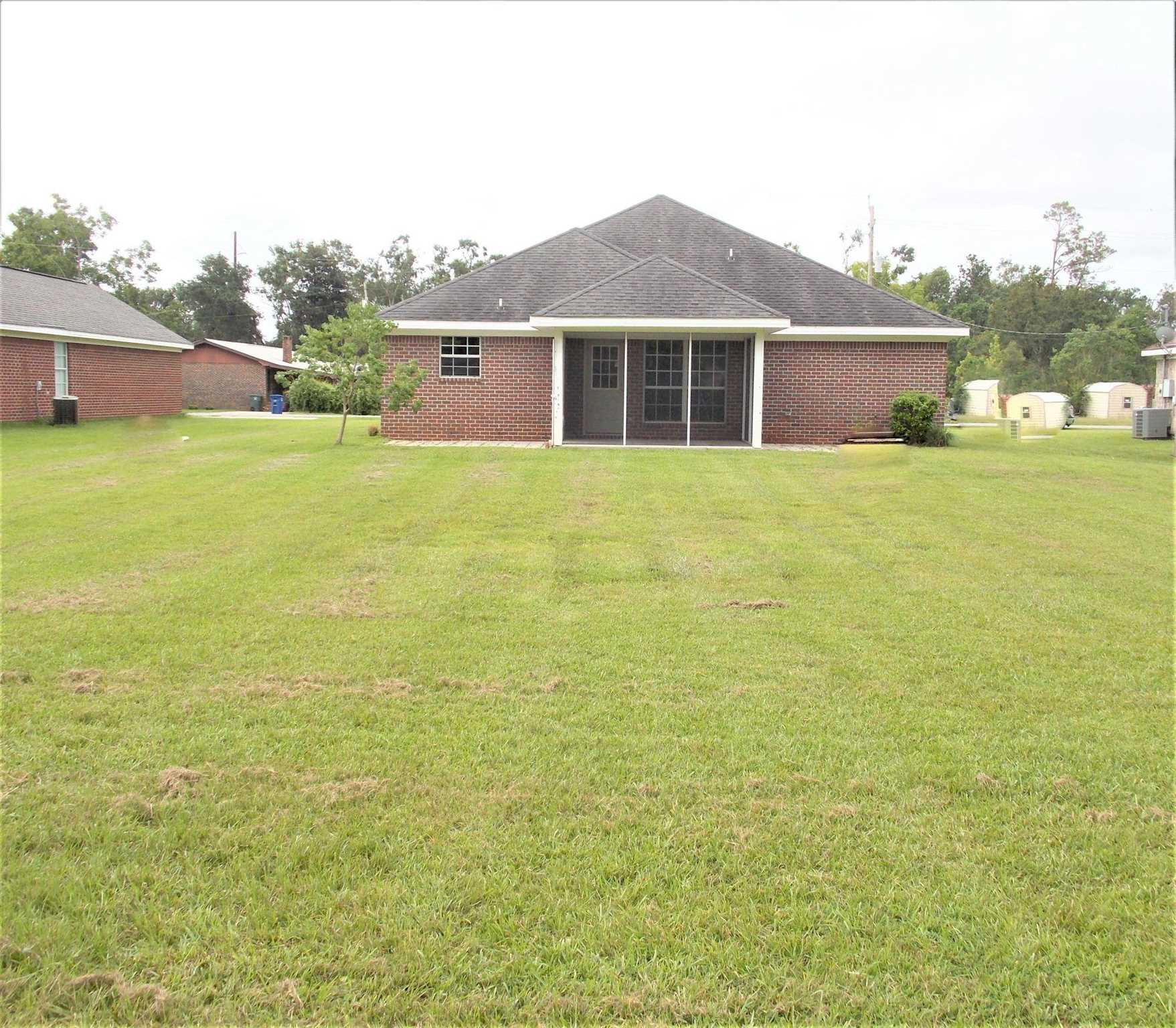 525 Hamilton Boulevard Foley, AL 36535 - Photo 4 of 28