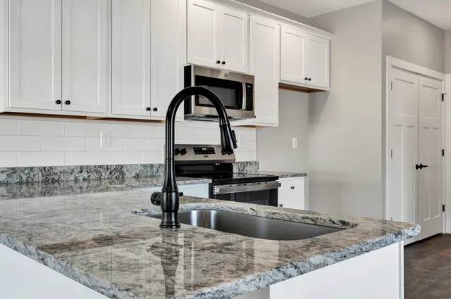 $276,900 | 3024 Northwest Three Creeks Drive, Cleveland, TN 37312