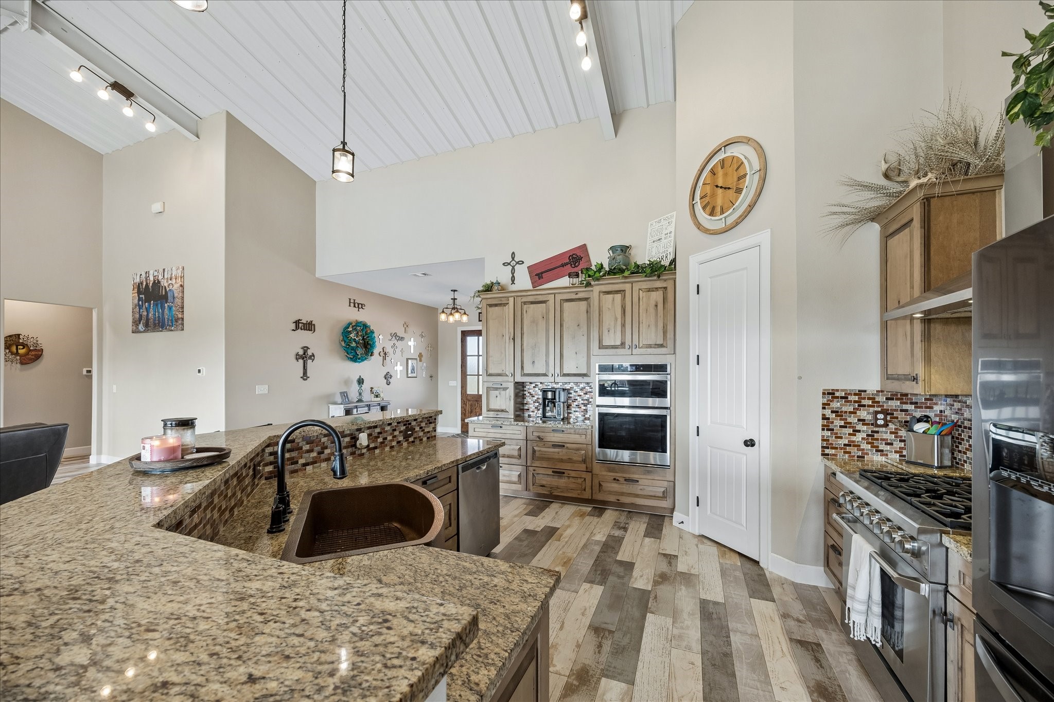 2224 Maler Road Sealy, TX 77474 - Photo 17 of 50 Kitchen