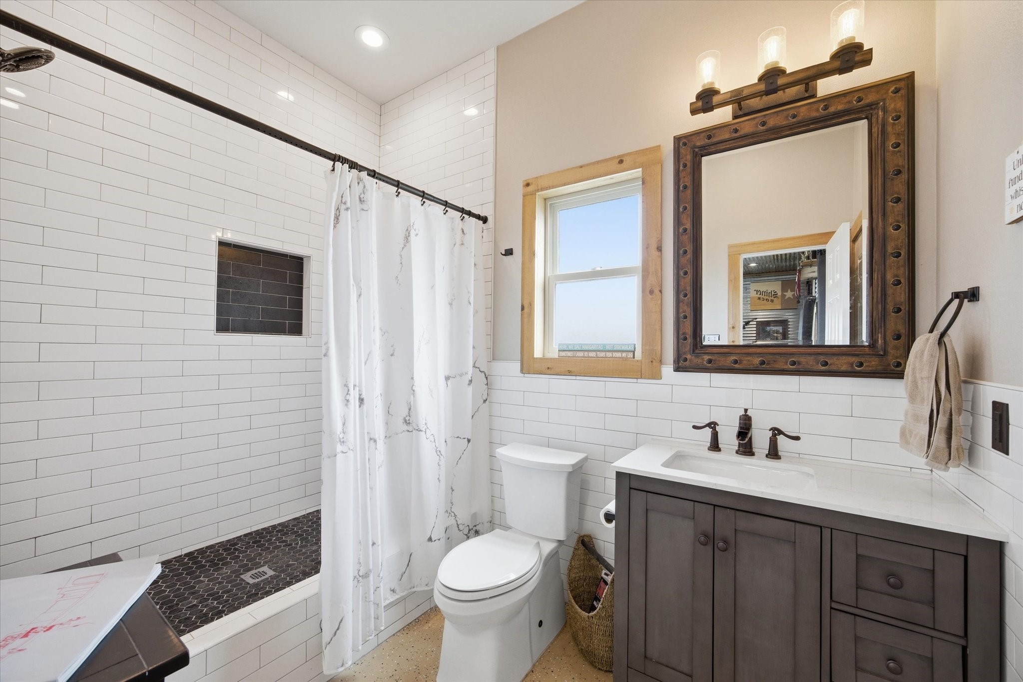 2224 Maler Road Sealy, TX 77474 - Photo 46 of 50 Bath room in pool house