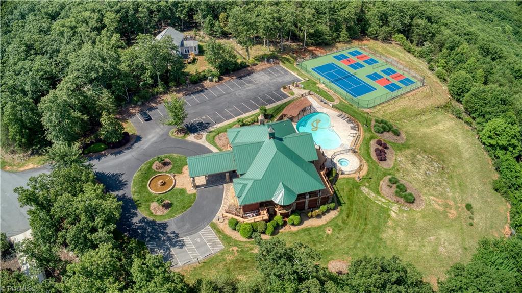 750 Palisade Trail Denton, NC 27239 - Photo 27 of 39