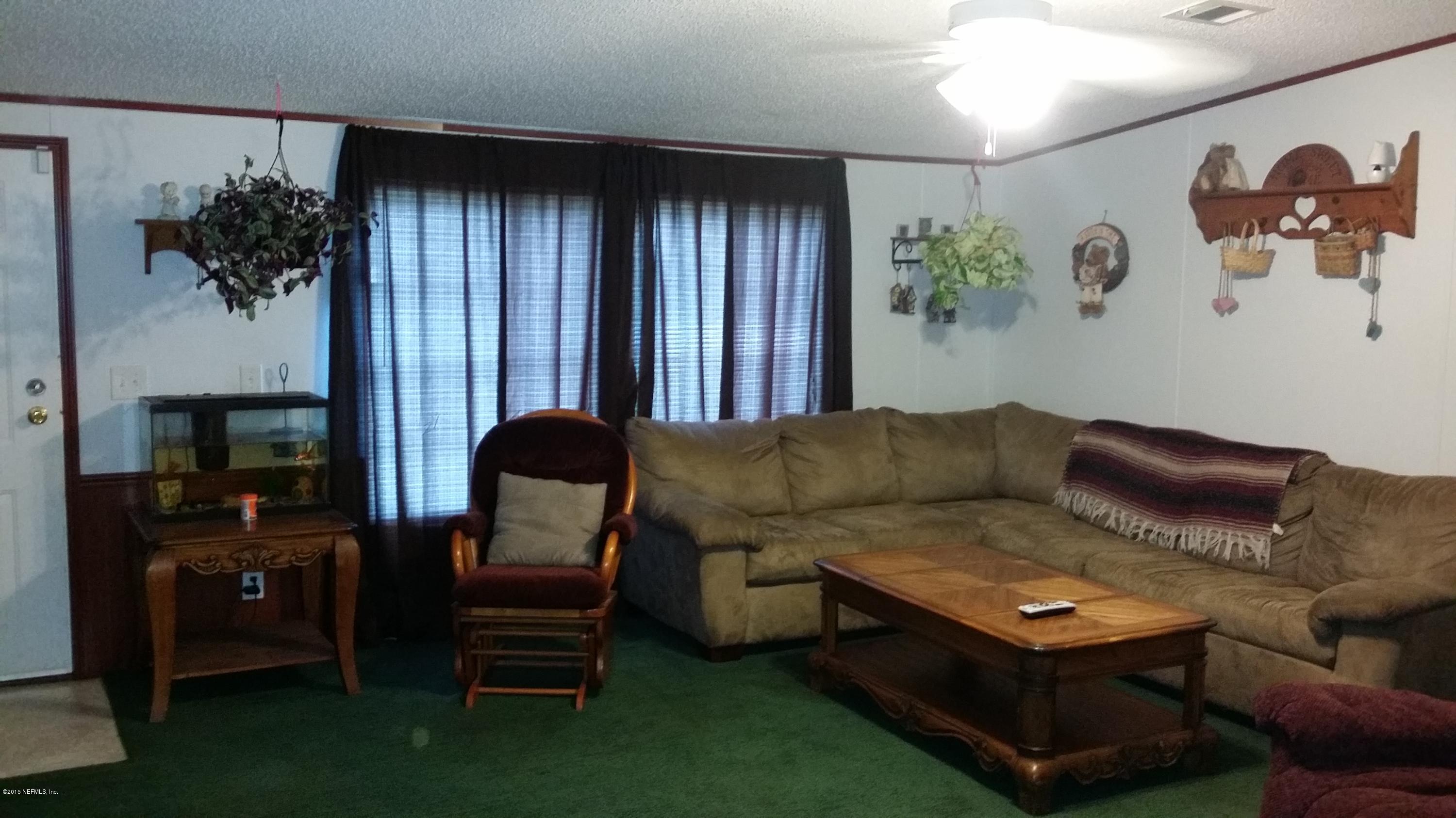 85119 Terry Road Yulee, FL 32097 - Photo 3 of 24 20150514_141047