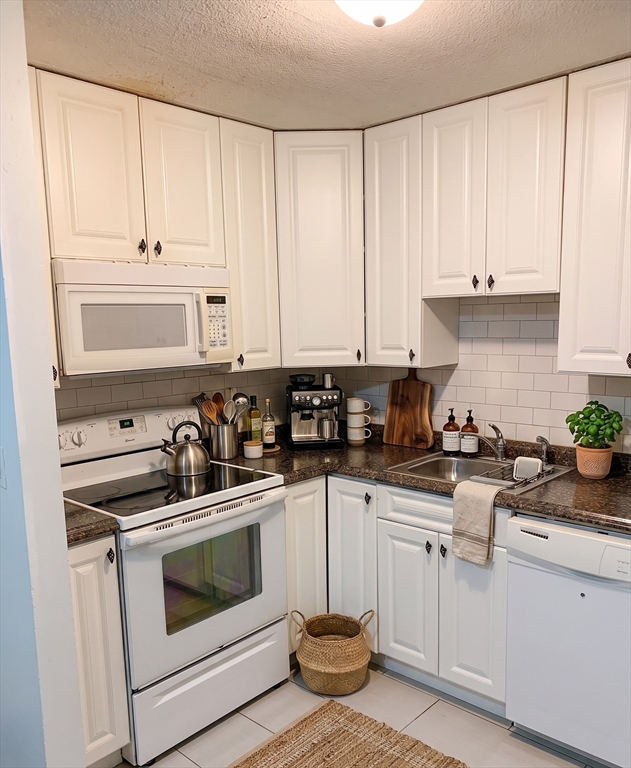10 Scottfield Road, Unit B3 Boston, MA 02134 - Photo 2 of 12