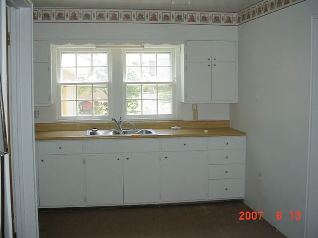 250 South Center Street Waterloo, IN 46793 - Photo 3 of 6 Gallery Image 3