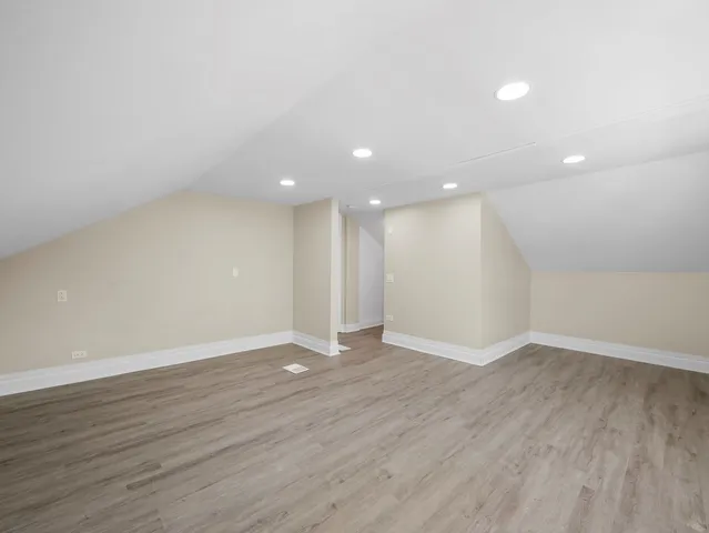 $2,900 | 811 South 7th Avenue, Maywood, IL 60153