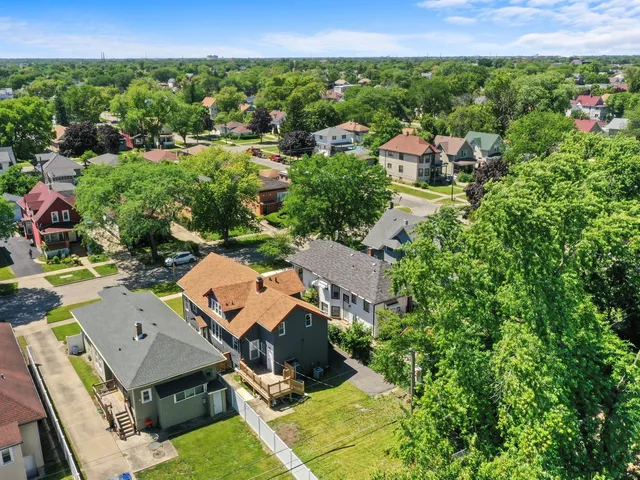 $2,900 | 811 South 7th Avenue, Maywood, IL 60153