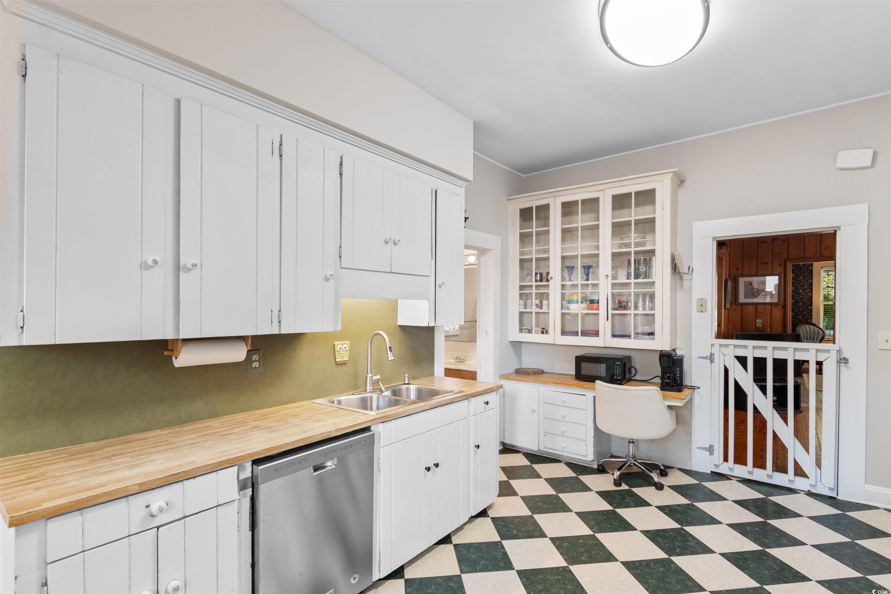 811 Prince Street Georgetown, SC 29440 - Photo 17 of 40