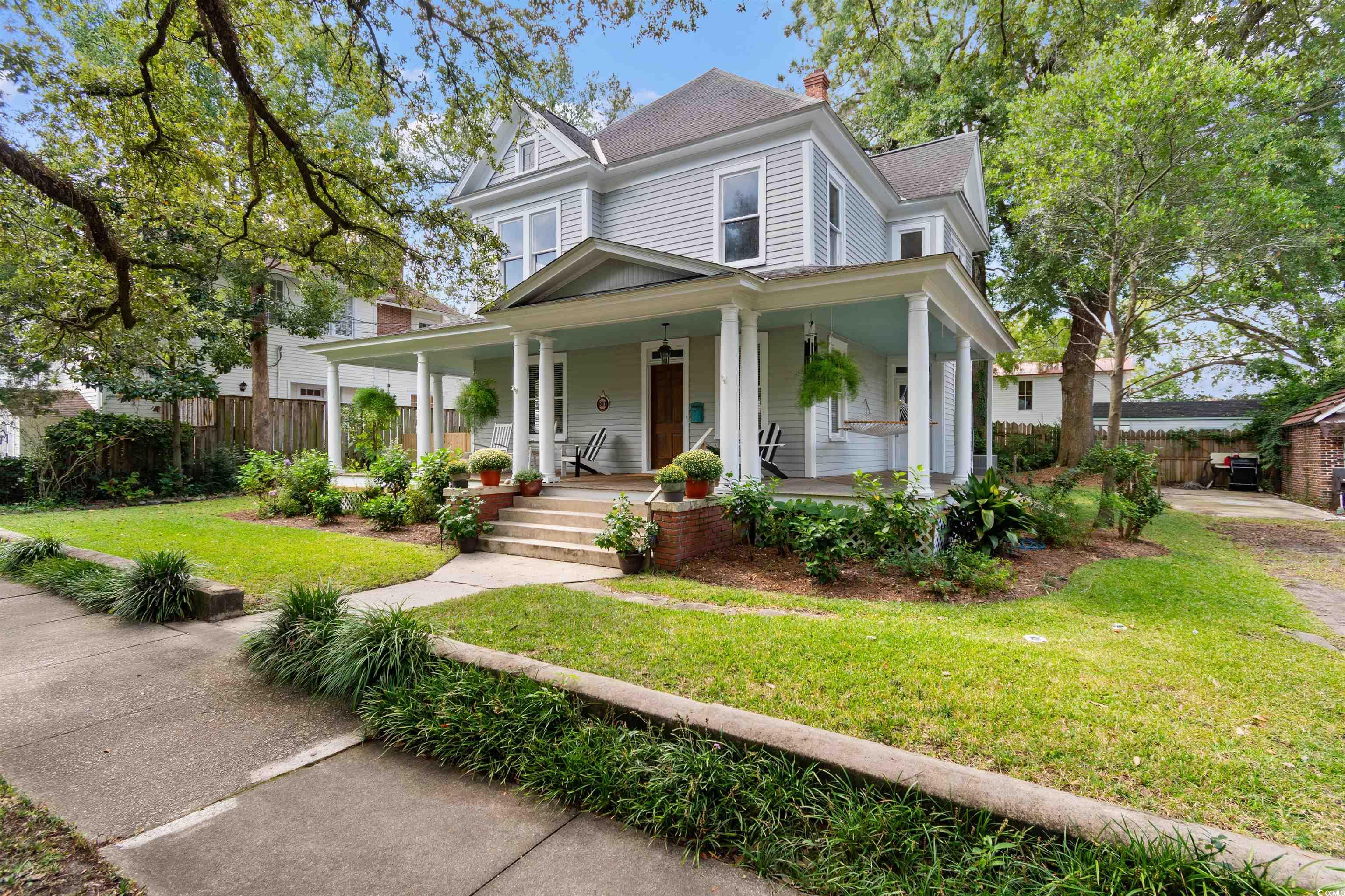 811 Prince Street Georgetown, SC 29440 - Photo 2 of 40