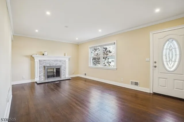 $4,400 | 116 Fairview Avenue, West Orange, NJ 07052