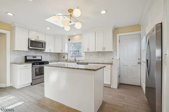 $4,400 | 116 Fairview Avenue, West Orange, NJ 07052