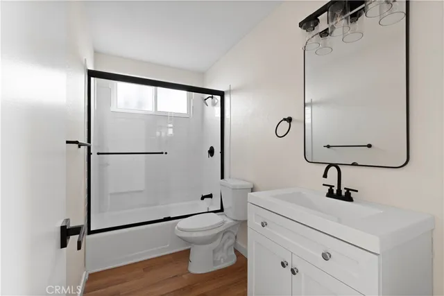 $3,200,000 | 102 East Avenida San Gabriel, San Clemente, CA 92672