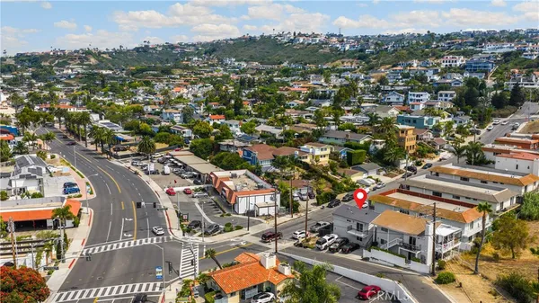 $2,950,000 | 102 East Avenida San Gabriel, San Clemente, CA 92672