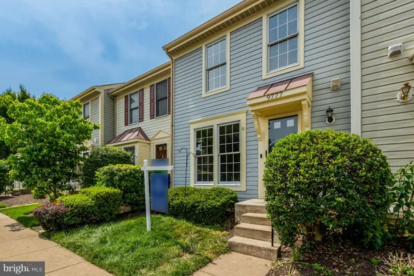 $420,000 | 9777 Mock Orange Court, Manassas, VA 20110