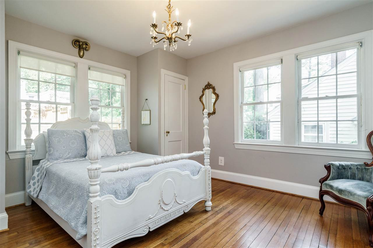 1001 Canterbury Road Raleigh, NC 27607 - Photo 17 of 29 Guest Bed