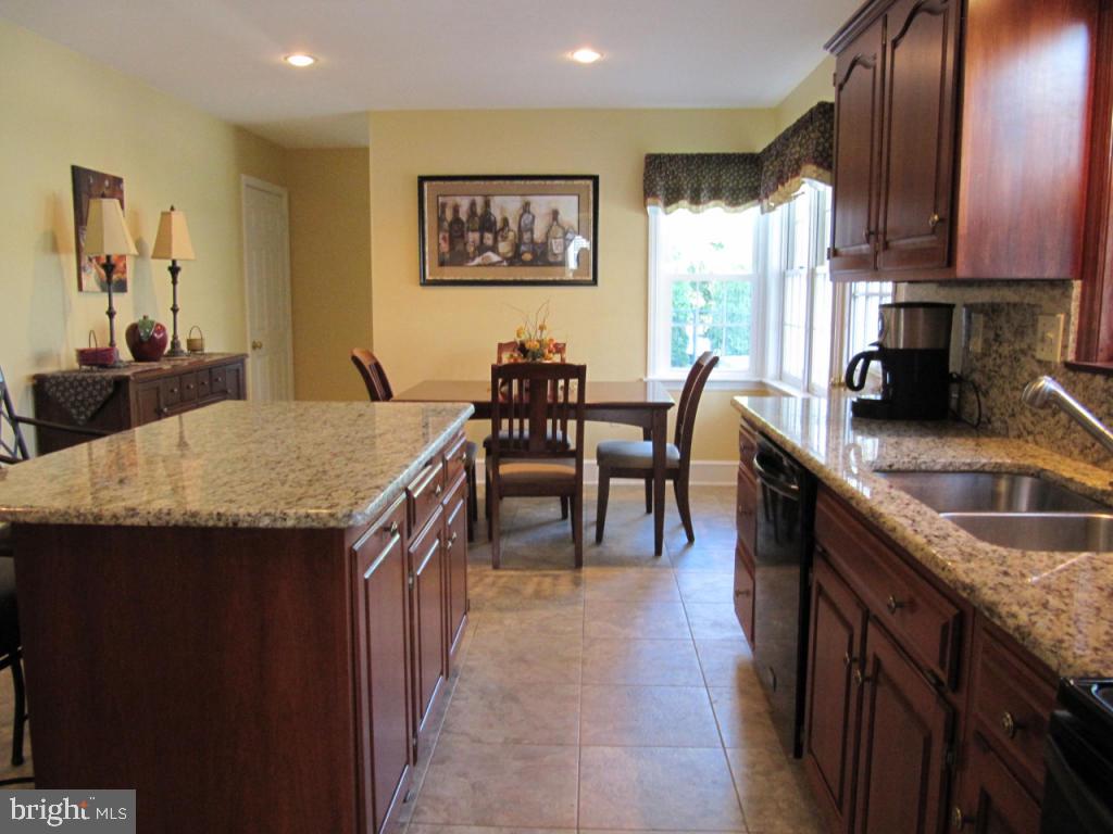 109 Hammersmith Lane Lititz, PA 17543 - Photo 4 of 28 Gallery Image 4