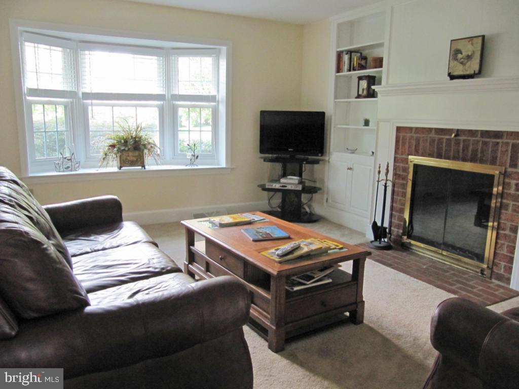 109 Hammersmith Lane Lititz, PA 17543 - Photo 10 of 28 Gallery Image 10