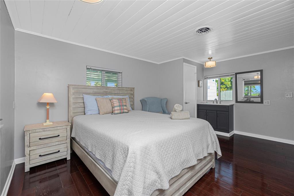 495 South McCall Road Englewood, FL 34223 - Photo 17 of 38