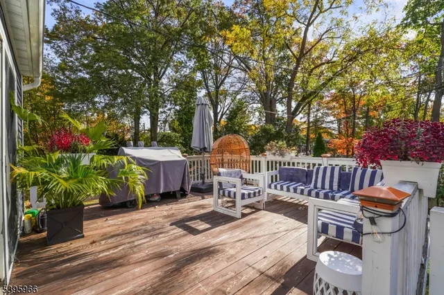 $849,999 | 22 Berkeley Heights Park, Bloomfield, NJ 07003