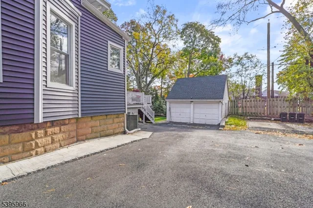 $849,999 | 22 Berkeley Heights Park, Bloomfield, NJ 07003