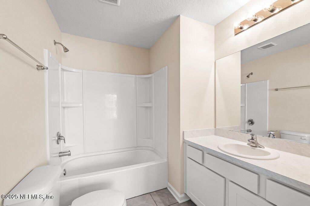 882 Rotary Road Jacksonville, FL 32211 - Photo 21 of 24 Bathroom 2