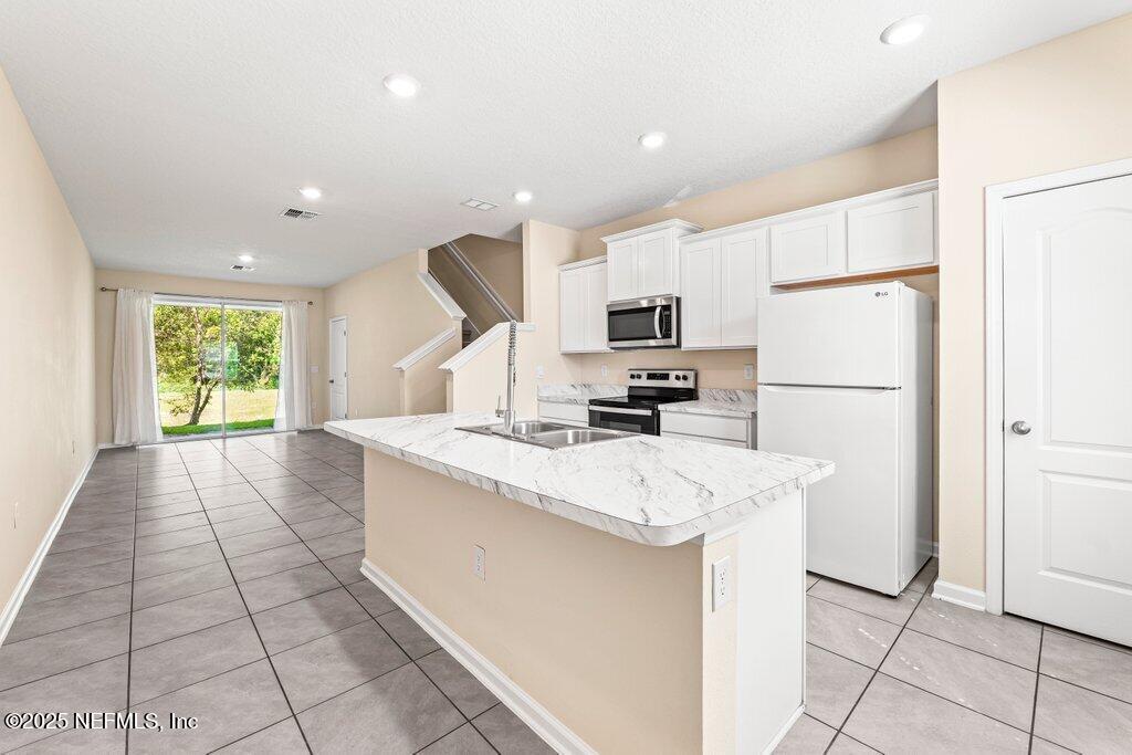 882 Rotary Road Jacksonville, FL 32211 - Photo 3 of 24 Kitchen