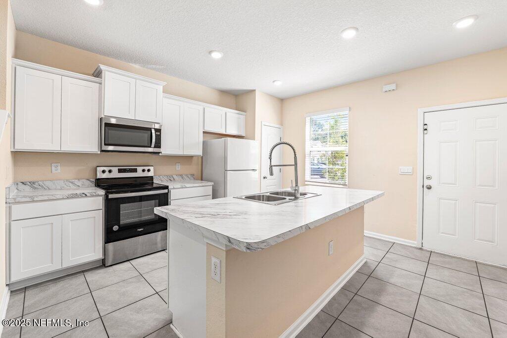 882 Rotary Road Jacksonville, FL 32211 - Photo 4 of 24 Kitchen