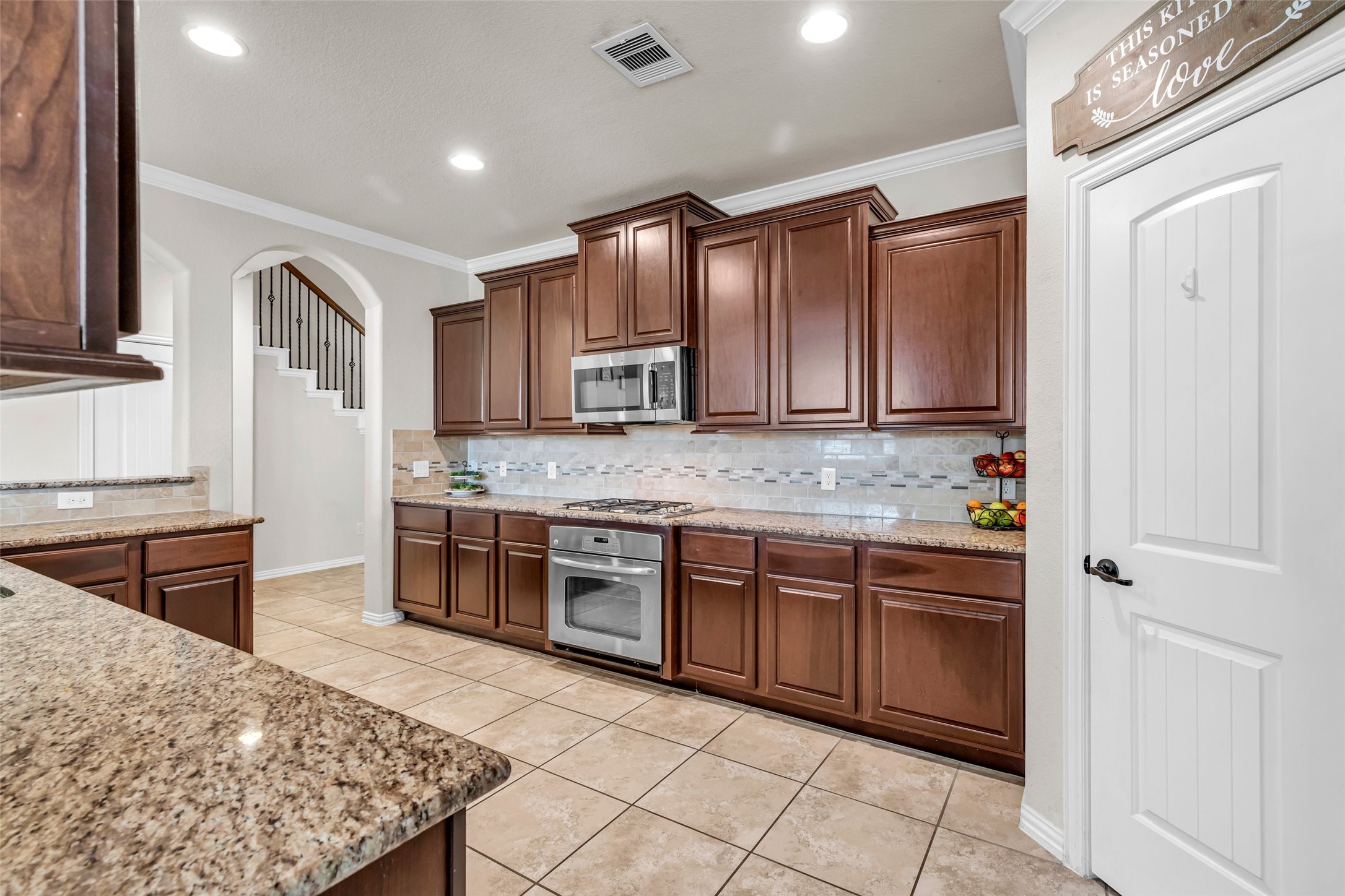 13918 Albany Springs Lane Houston, TX 77044 - Photo 9 of 32