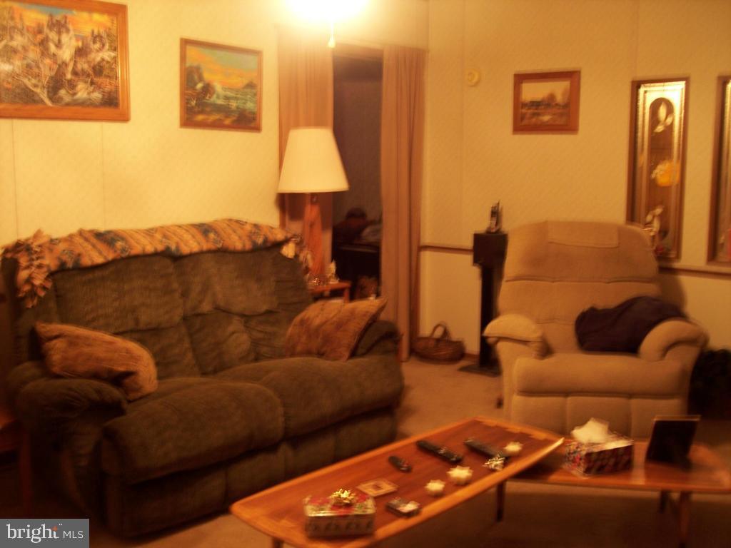 195 Sun Valley Road Elizabethtown, PA 17022 - Photo 5 of 15 Gallery Image 5