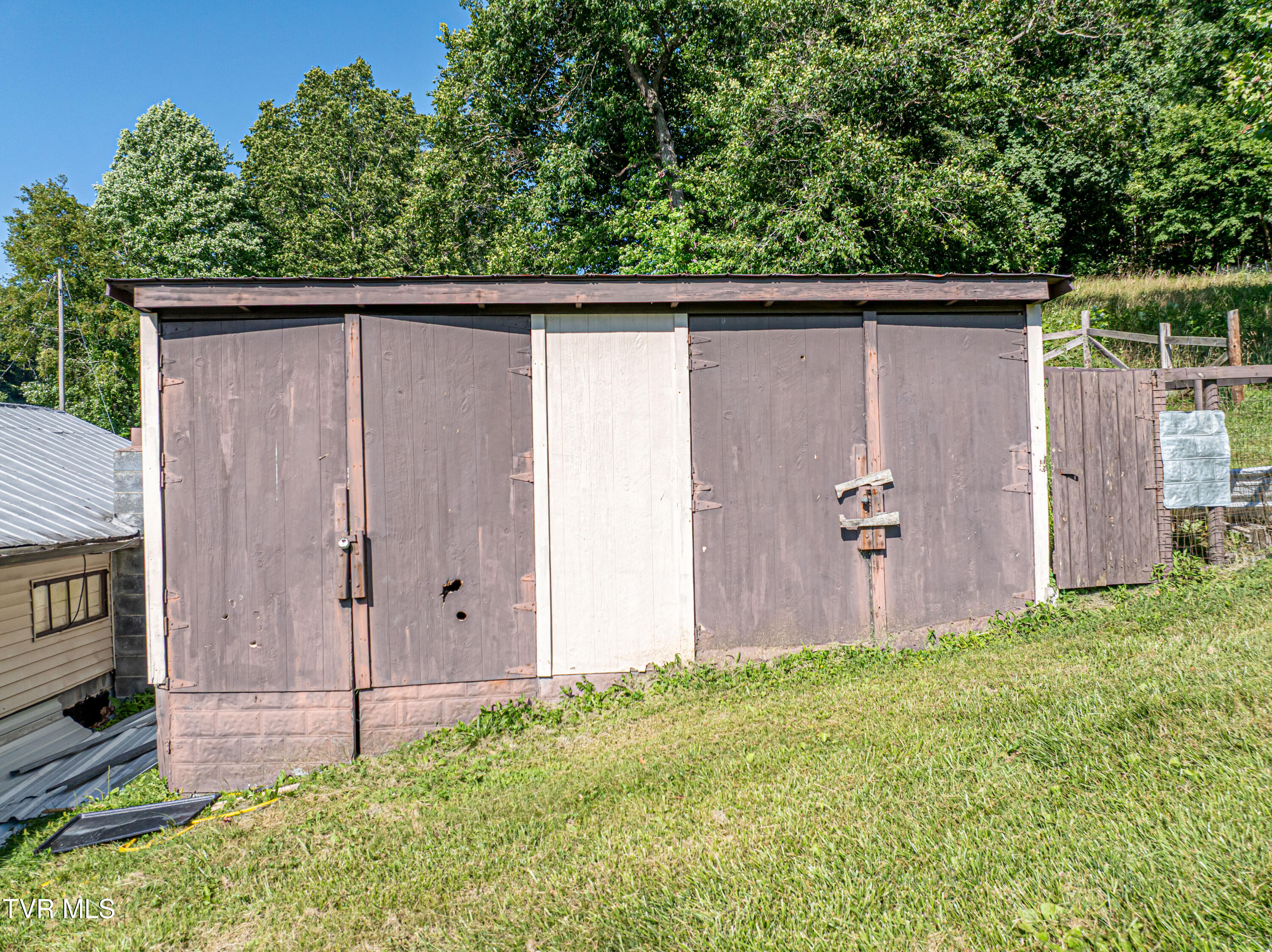 4432 Walker Mountain Road Bristol, VA 24202 - Photo 37 of 73 Walker Mountain-16