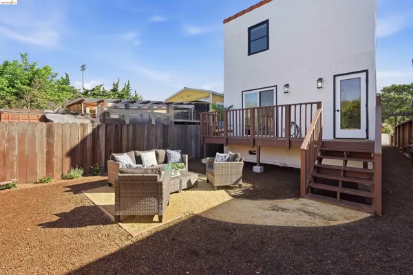 $1,099,000 | 712 Masonic Avenue, Albany, CA 94706