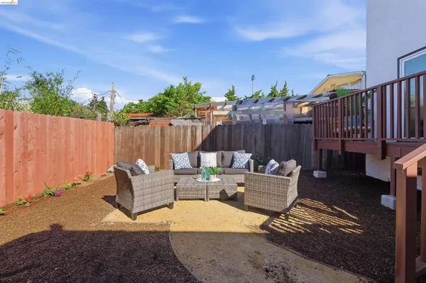 $1,099,000 | 712 Masonic Avenue, Albany, CA 94706