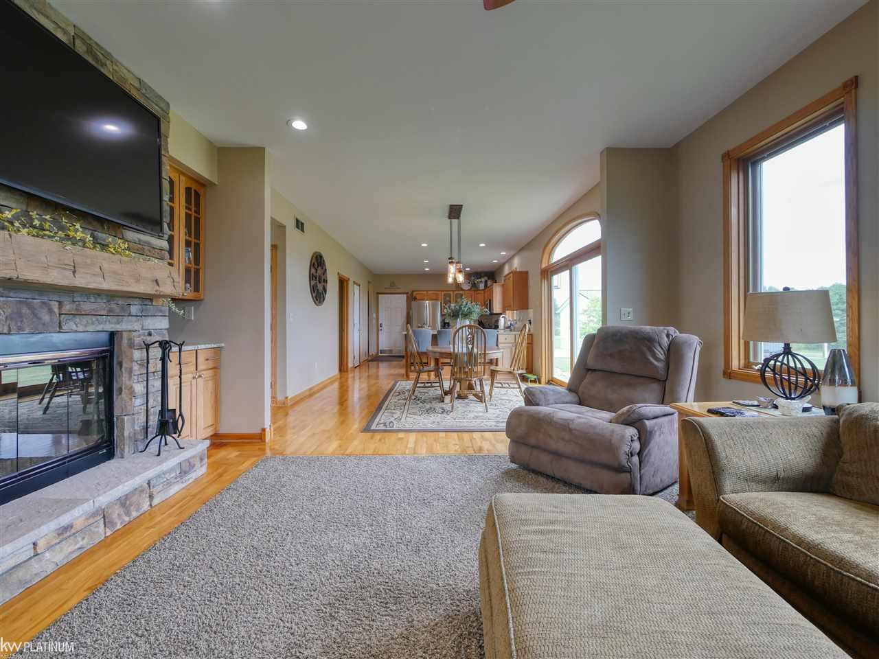 6778 Rattle Run Road St. Clair, MI 48079 - Photo 19 of 44 50081690-18.JPG